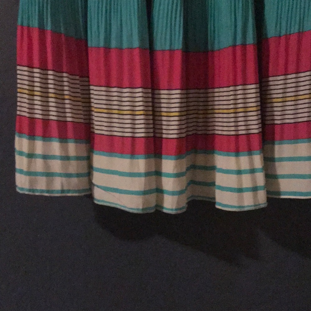 Dress - Picture 5 of 7